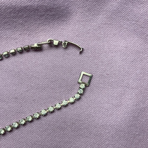 Vintage Rhinestone Necklace - Picture 4 of 4